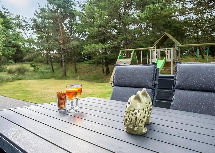 Tule - 1-2km From The Sea By Interhome Blavand